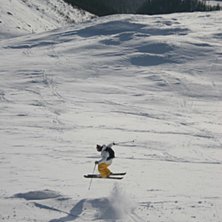 Lek p&aring; skutan.. Photo: Simon Dehnisch. Rider: Henrik Utter.