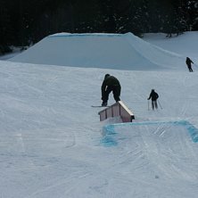 Bs slidde p&aring; Fint r&auml;cke. Photo: Porra Hessl&euml;. Rider: Johan Shredda.