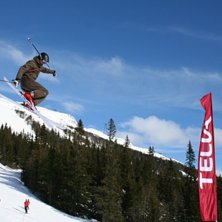 Photo: Telia. Rider: Joakim Petersson.