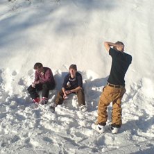 Vi softar efter ett &aring;k i Ravinen.. Photo: Tobias Lindberg. Rider: Andreas, John, Joel.