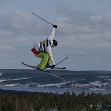MSR Slopestyle, tack f&ouml;r dom sjukt roliga dagarna. Photo: Jonathan Hallvede. Rider: Robin Trolin.