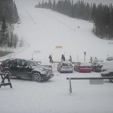 Bild utanf&ouml;r hotellet i &Aring;re, h&auml;rlig skid&aring;kning. Photo: Rasmus Hjortevang.