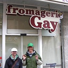 roligt fromagerie i annecy. Photo: fredrik. Rider: simen och robin.