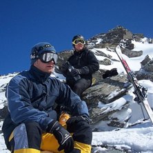 V&auml;lbeh&ouml;vlig v&auml;tskepaus. Photo: Tommy &Ouml;man. Rider: Marcus Holmstr&ouml;m &amp;amp; Oskar L&ouml;fbom.