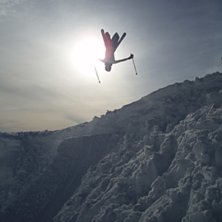 Makafone drar en b-flip. Photo: Fredrik Unger. Rider: Christofer Kellgren.