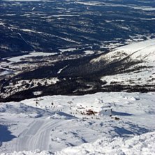 Olympiagondolens bergstation fr&aring;n Skutans topp.
. Photo: Fredrik Billig.