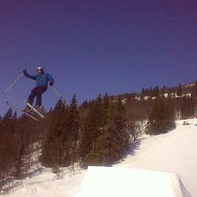 Ett hopp i &Aring;res svarta linje. Inte s&auml;rskilt snyg. Photo: Stefan W. Rider: Tomas Wikman.