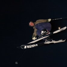 Vi var ute en kv&auml;ll efter backen och hoppade lite. Photo: Peter Karlbom. Rider: Joel Nystr&ouml;m.