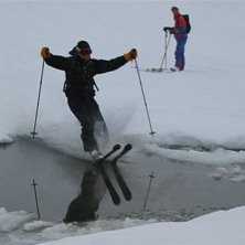 Efter ett h&auml;rligt puder&aring;ka avslutar vi med vatte. Photo: Stefan. Rider: Patrik Stenberg.