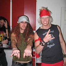 Rockfest p&aring; tv&aring;an!. Photo: Nico. Rider: Anders Andersson och Jonas Petersson.