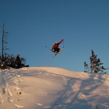 Vi hoppade lite uppe i Tege.... Photo: Alexander Bergh. Rider: Niclas Lindblad.