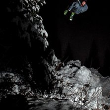l&auml;skig backflip ner i sl&auml;nt p g a blixt rakt i �. Photo: Agnes Langerth. Rider: Elov Olsson.