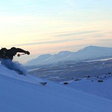 Efter att ha &aring;kt ner i tv&auml;r&aring;valvet hittade vi d. Photo: Johan Pettersson. Rider: Seth Gustavsson.