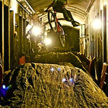 nicklasholmberg.se. Photo: Nicklas Holmberg. Rider: Ja vem kan du vara!.