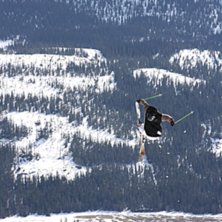 Photo: Joel L&ouml;r&auml;ng. Rider: Henrik Harlaut.