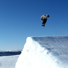 3 eller 5. Photo: Joel Westlund. Rider: Henrik Westlund.