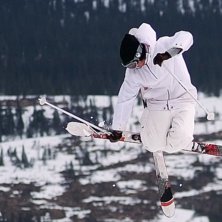 3 mute. Photo: Yngve Staberg. Rider: Adam Falk.