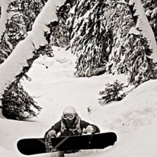 Att vara ute och fota med Johannes &auml;r som att &auml;t. Photo: Per S&ouml;derberg. Rider: Johannes Filipsson.