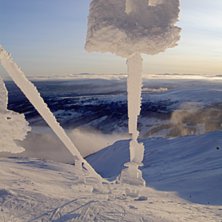 1000m liften i vinterskrud.. Kallt att sitta kansk. Photo: Malin Blomqvist. Rider:  -.