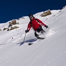 F&ouml;rsa fina dan efter 40 cm nysn&ouml;. . Photo: Filip Wannehag. Rider: Tim Strandberg.