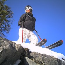 Klarbl&aring; himmel o sn&ouml;, kan det bli b&auml;ttre?. Photo: Per Johansson. Rider: Johanna Johansson.